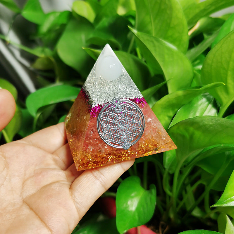 Pyramid Of Ogan Lucky Wealth Crystal Stone Ornaments